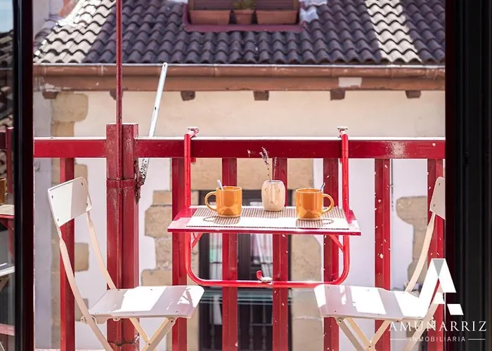 Apartment La Muralla By Basquelidays